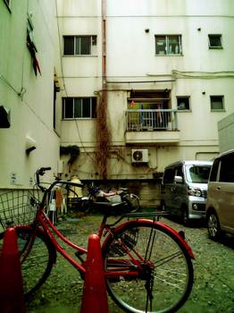 赤い自転車小小.jpg